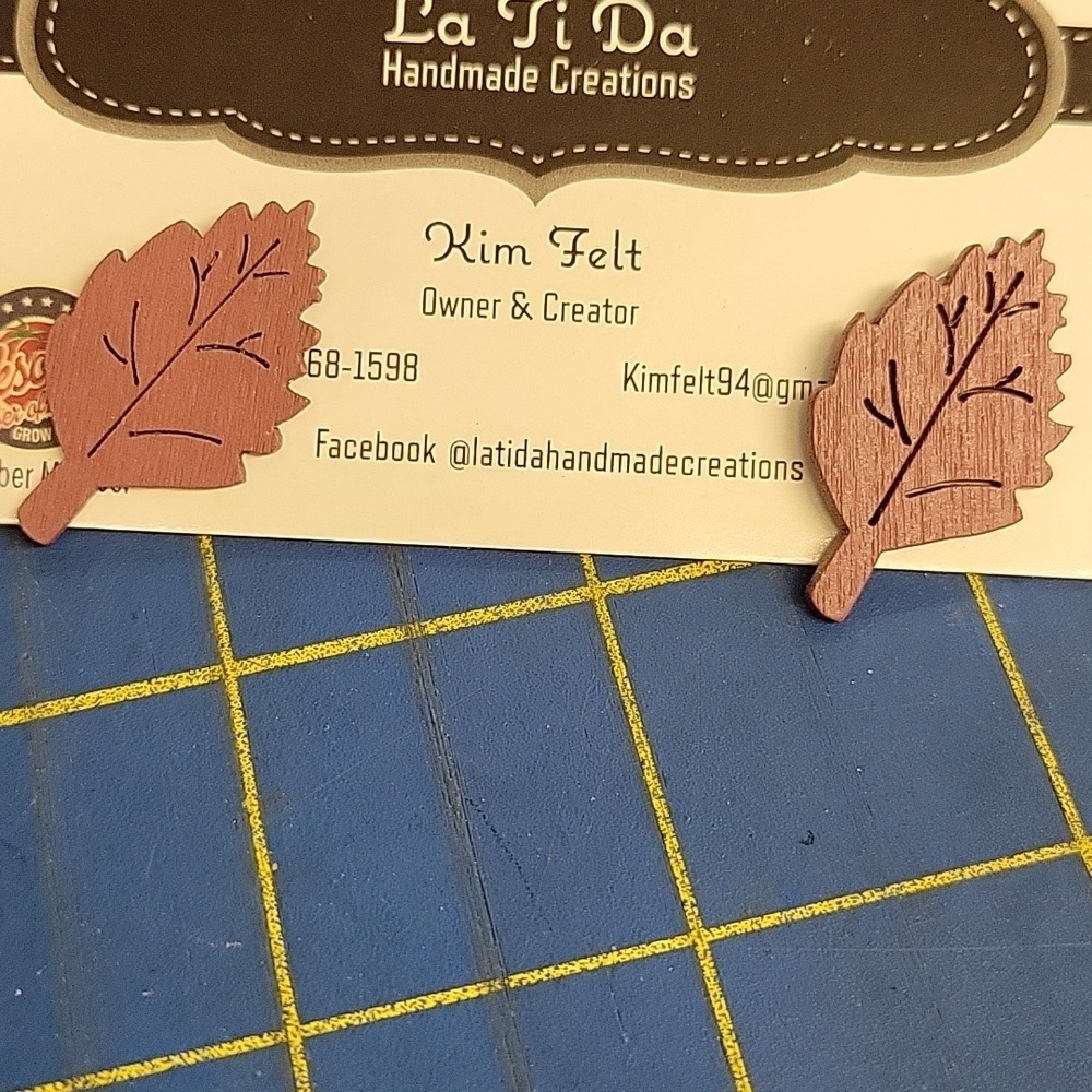 La Ti Da Handmade Leaf Leaves 1" Earrings Fall Autumn Thanksgiving